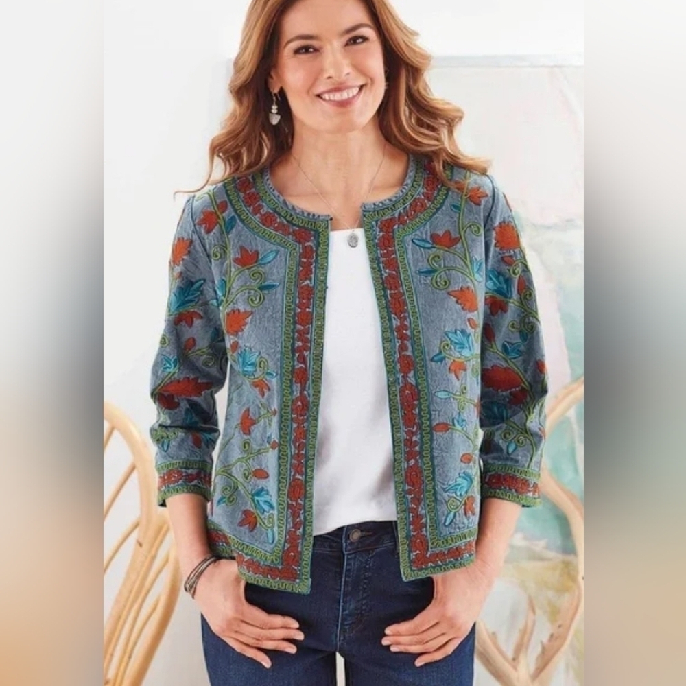 🦋 EMBROIDERED JACKET